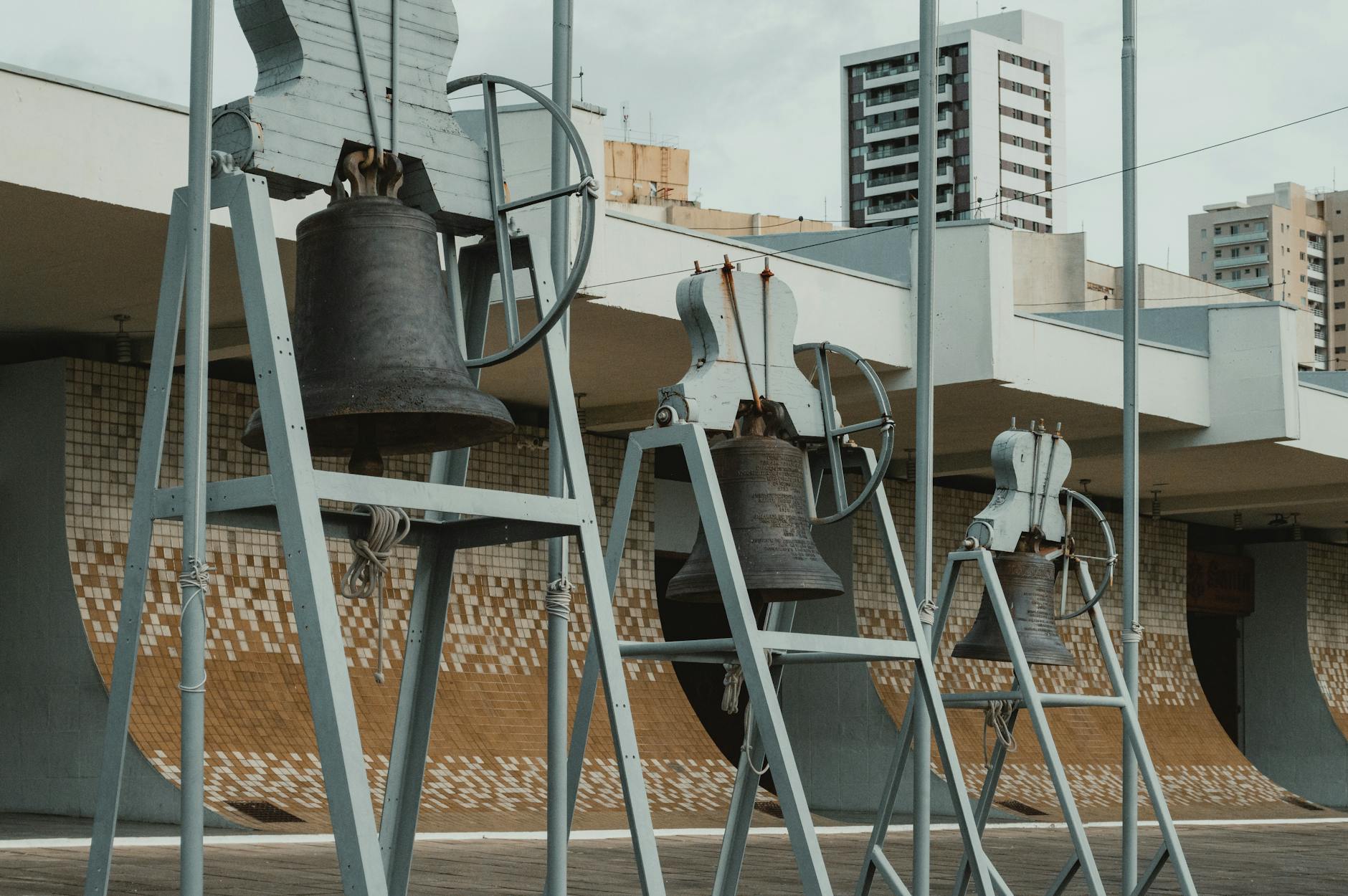 Widok na miasteczko Łęknica z rzeką Nysą Łużycką w tle